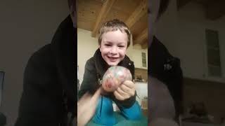 brácha otevírá knedlík