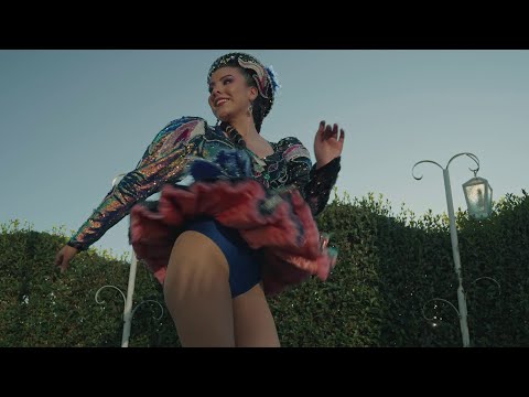 Valeria Meneses - Caporales