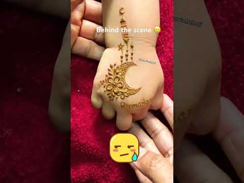বাচ্চাদের হাতে মেহেদী পরানো কঠিন কাজ। যখন তখন ঘেটে দিতে পারে🙂 #mehndi #mehndidesigns #mehndihenna