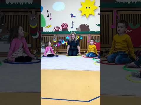 🐣 Hinter den Kulissen "Ich bin ein kleines Küken" #shorts #kinderlieder #simonesommerland #ostern