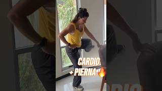 Piernas marcadas con CARDIO en casa