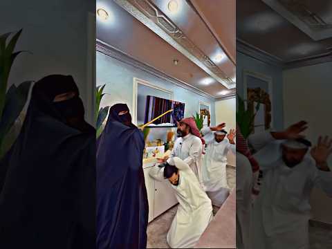 يلعبون بلاي ستيشن و الام كسرت تلفزيون البيت #اكسبلور #ضحك #الكويت #funny #ترند #comedy