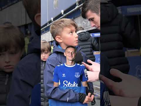 Name 5 Everton Players In 5 Seconds?  #shortstrending #question  #everton n