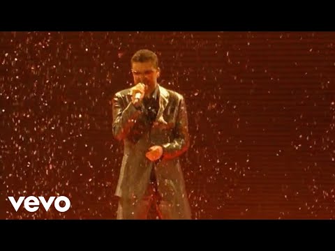 Wham! - Last Christmas (Live at Wembley Arena, December 2006)