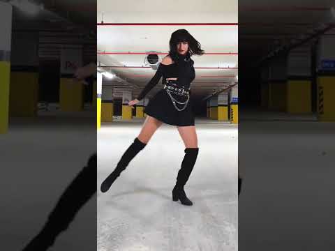 Blackpink ‘Pink Venom’ Dance Break
