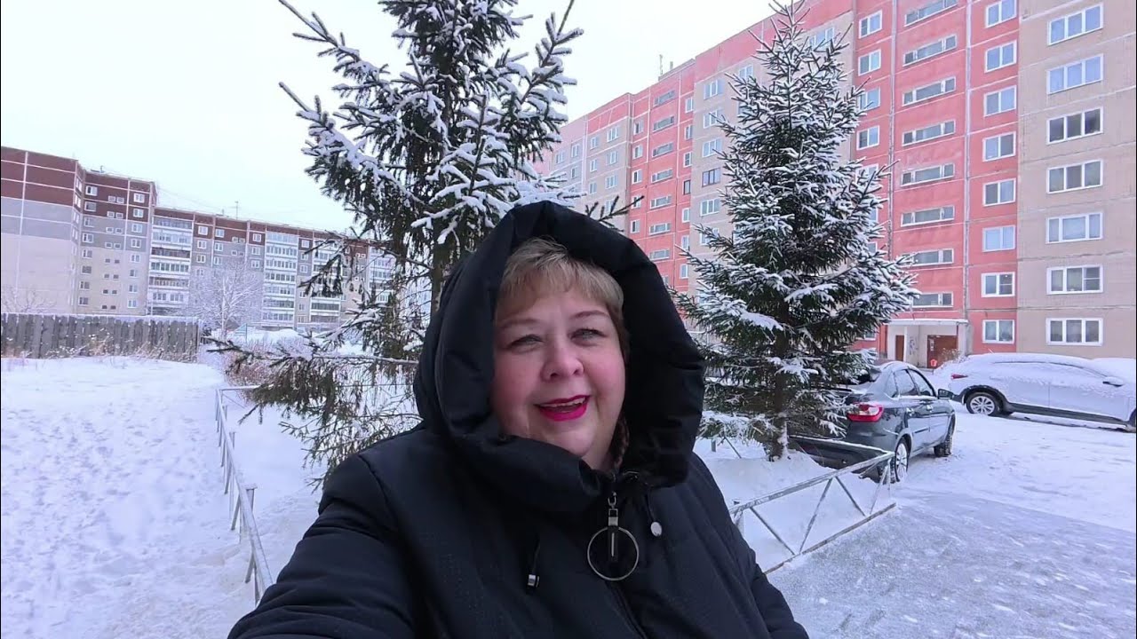 Поехали за продуктами и закупили на приличную сумму. Сафар навёл красоту у парикмахера.