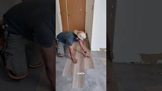 Como instalar piso LVP de manera sencilla #construction #carpentry #flooring #roofing #painting
