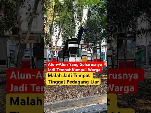 Kok Bisa? Hutan Alun Alun Kota Bekasi Seharusnya jadi Ruang Hijau, Kini dipenuhi Pedagang Liar.