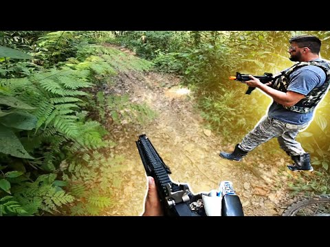 PROCURAMOS O LADRAÕ NA FLORESTA