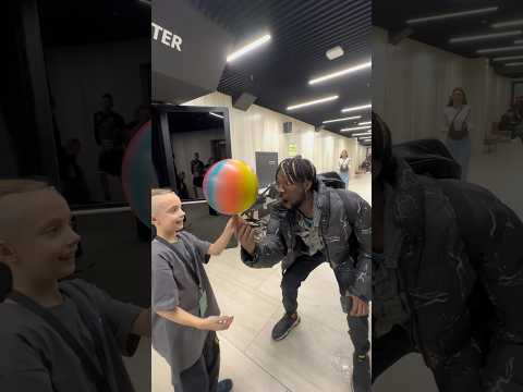 Когда ты искренне удивился 😂 #freestyle #street #basketball #funny @ligastavok.mediasport