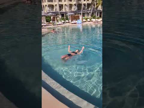 Swimming as a Quadriplegic #Quadriplegic #paralyzed #Swimming #adaptive #howto