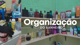 Organização do banheiro (colocamos prateleiras 🙌🏼💖)