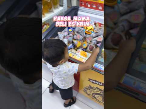 PAKSA MAMA BELI ES KRIM 🍦 mama sampai jengkel 😂 #shorts #eskrim