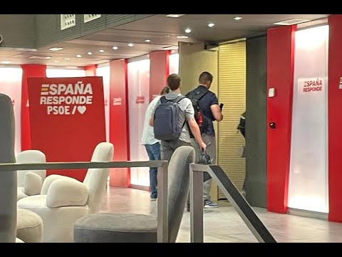Las imágenes del BOCHORNO SOCIALISTA: la UCO ENTRA EN FERRAZ