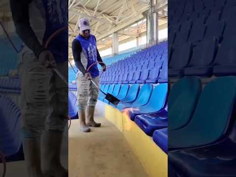 “Why do they burn plastic chairs to make them look new again? 🔥” #FYP #Satisfying #LifeHacks