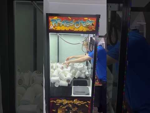 I Made a FAKE Letter A for the iPad Claw Machine đšī¸ #shorts #arcade #clawmachine