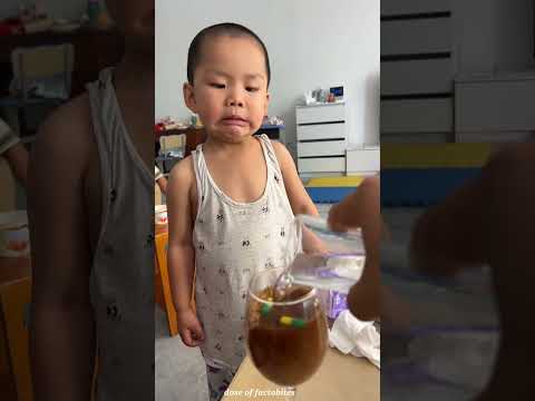 Dad made such a jugaad when the children did not drink medicine #shorts #youtubeshorts