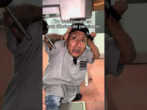 Yo trabajando en una fábrica de persianas @handymancolombiaa⚡️