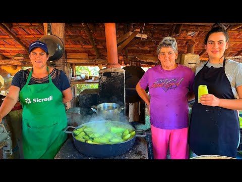 O SEGREDO DA PAMONHA CAIPIRA PERFEITA-DIRETO NO FOGÃO A LENHA COM A JANE