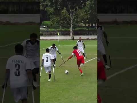 satu kaki ๐ฎ #sepakbola #shorts