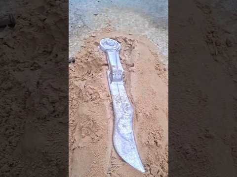 ⚒️ The blacksmith made a large knife for cutting meat.#viral #shorts #amezingvideo