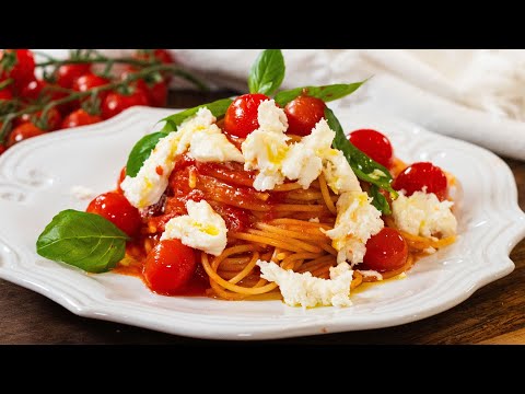 The ITALIAN Caprese Spaghetti