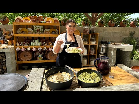 POLLO EN CREMA CON RAJAS Y PAPAS Y ARROZ VERDE!