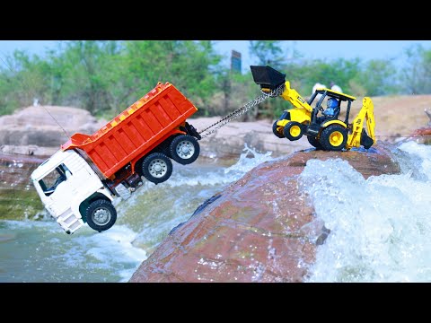 Double Dumper Tipper Truck Accident Pulling Out Jcb 3dx Backhoe Loader Sonalika HMT Tractor ? CS Toy