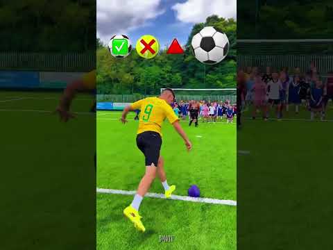 4 bola vs 100 kiper
