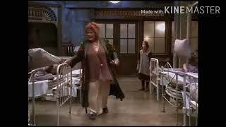 Hard knock life instrumental: Version Annie 1999