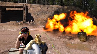 Разрываем стальные балки при помощи C4!!!