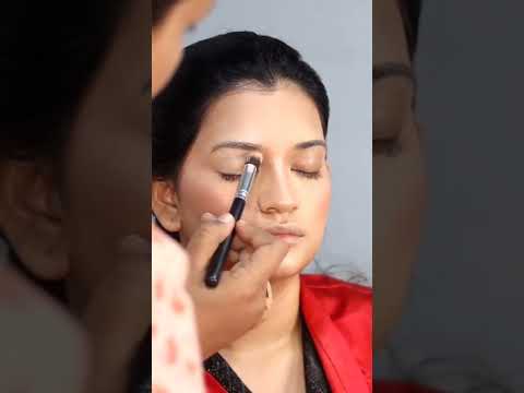 Bridal Makeup and jewellery | Indian Wedding Makeup video 🇮🇳 #shorts #makeup