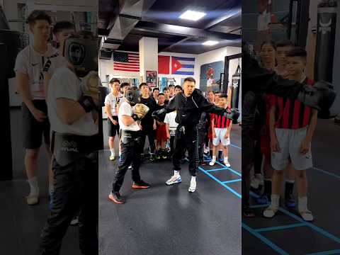 SECRETS OF BOXING