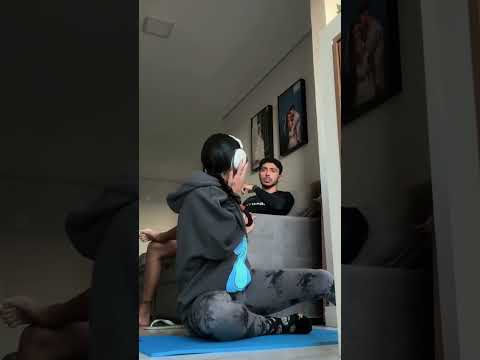 TROLEI MEU MARIDO SOLTANDO PUM FAZENDO EXERCÍCIO