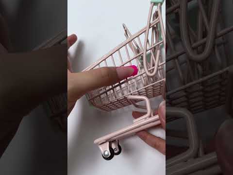 My nails applied with gap-filled solid gel glue can hold even a basket #nails #nailart #btartbox