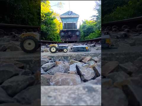 Real Train Diorama – Tractor & Engine Setup