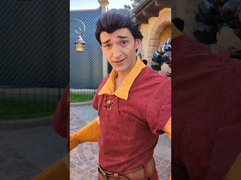 Gaston  n'arrête pas de se vanter 🙄#shorts