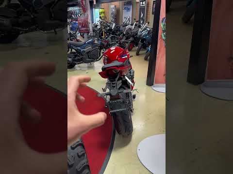 Qual moto você compra aí no Brasil com R$ 11.000,00 reais? 🇧🇷 #estadosunidos #motos #cbr650r