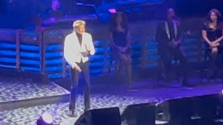 Barry Manilow - Somewhere in the night @ First Direct Arena Leeds 11/6/26