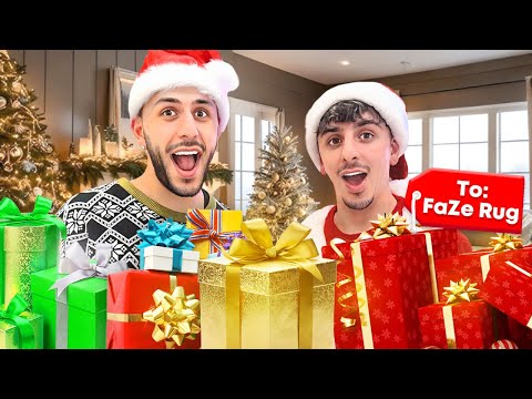 What I Got FaZe Rug For Christmas! **FAMILY GIFT OPENING**