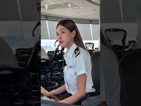 How many times is the plane checked before take off ( Plane checked by staff )