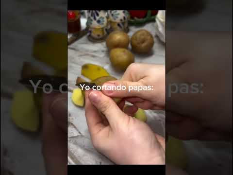Yo cortando papas: