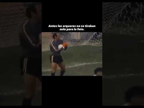 Antes los arqueros no se tiraban solo... 🤩 #futbol #football #argentina #mexico #cr7 #messi #fifa