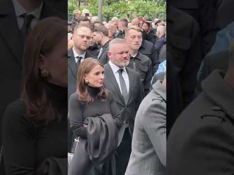 Wayne Rooney arrives at Manchester Cathedral for Ricky Hatton's funeral ๐๐๏ธ #shorts