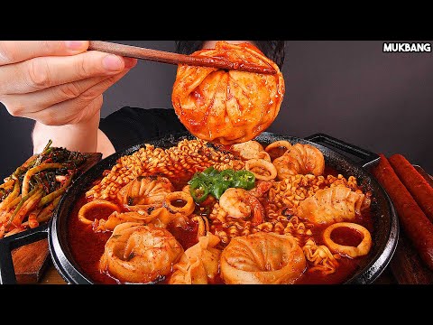 ASMR Mukbang | Spicy Dumpling & Seafoods Noodles Sausage Kimchi Ramen Eating 만두 해물 진짬뽕 파김치 먹방!