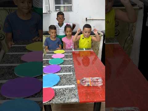 Jogue a garrafa e onde parar vai ganhar surpresa! Parte (1/2) #yuotubeshorts #chuchu #shortvideos