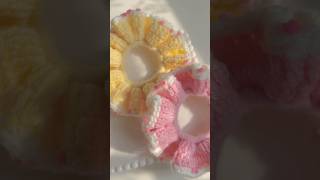 Crochet Scrunchie 🎀🍓 #crochet #crochetscrunchies #crochethairtie