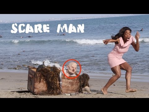 Halloween Scary Man Prank -Julien Magic
