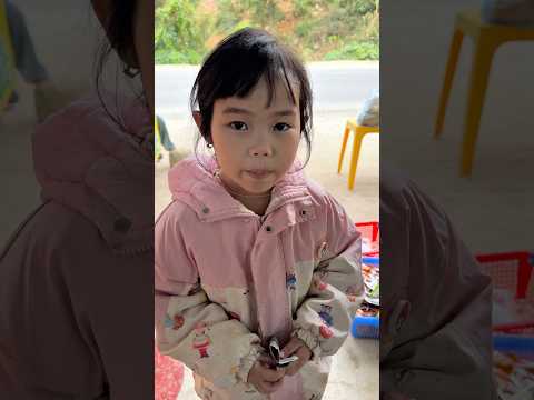 Mua kẹo 👀👁️👁️…cháu của chủ quán..🤠🤠🤠loalaolaoa #shorts