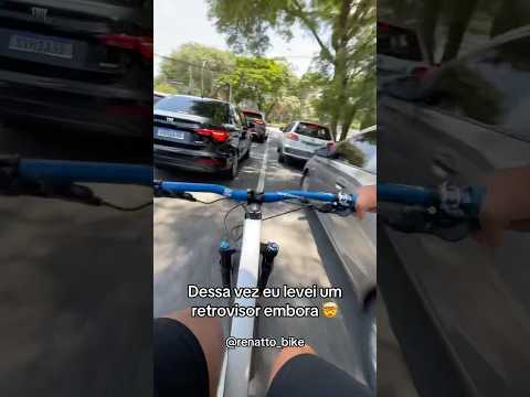 Fecharam o corredor 🤯 #bike